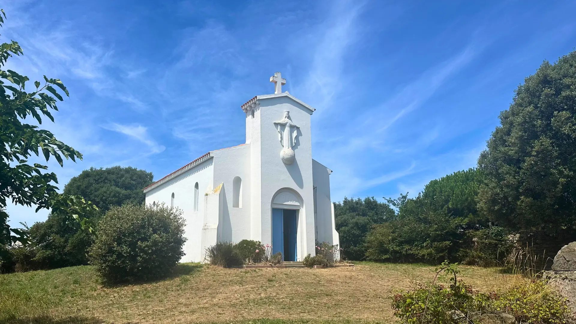 chapelle notre dame de la paix ile d'yeu